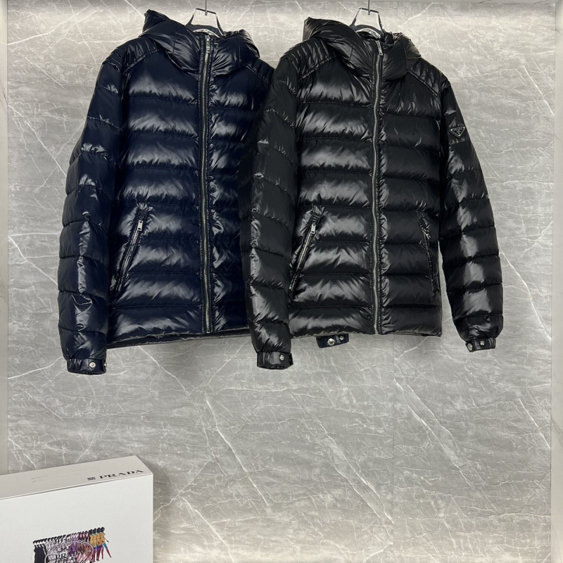 Pra*a down coat